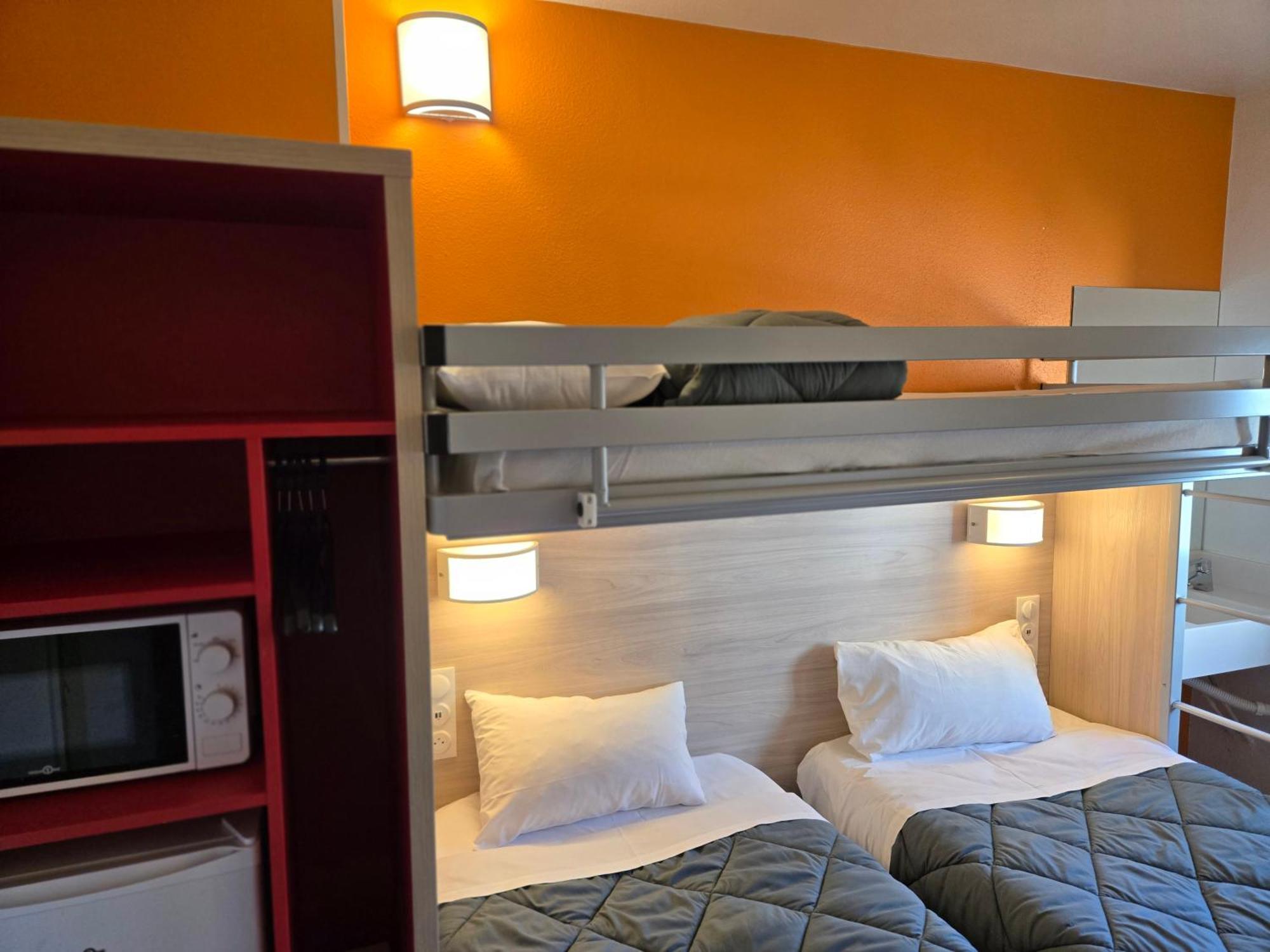 Premiere Classe Troyes Sud - Parc St Thibault 부셰레 외부 사진