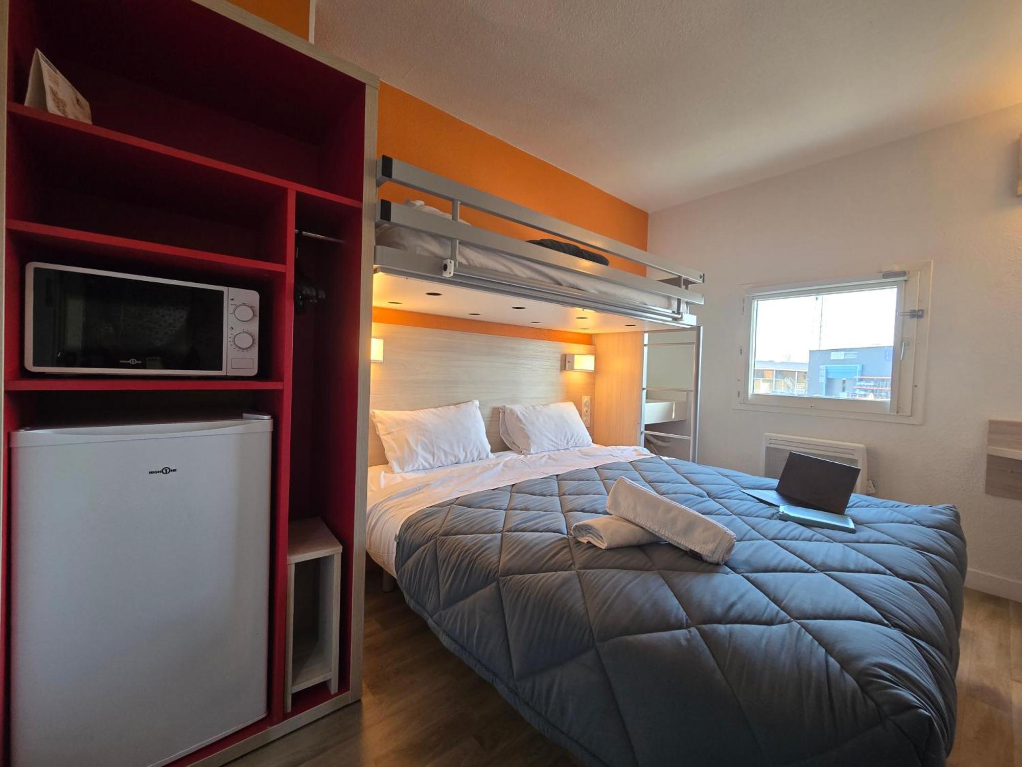 Premiere Classe Troyes Sud - Parc St Thibault 부셰레 외부 사진