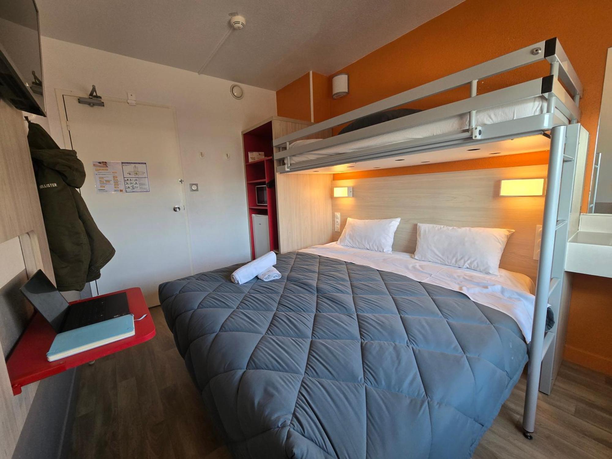 Premiere Classe Troyes Sud - Parc St Thibault 부셰레 외부 사진