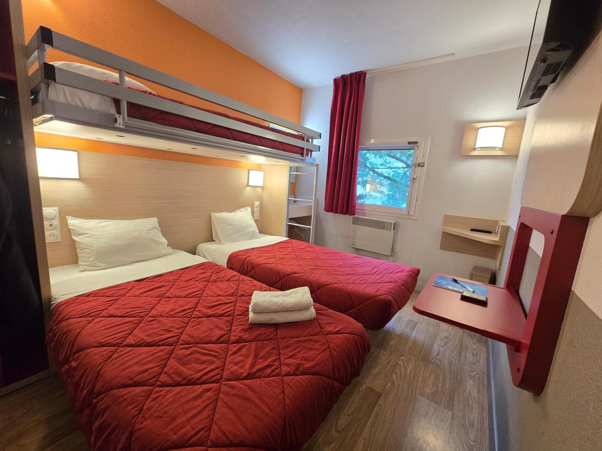 Premiere Classe Troyes Sud - Parc St Thibault 부셰레 외부 사진