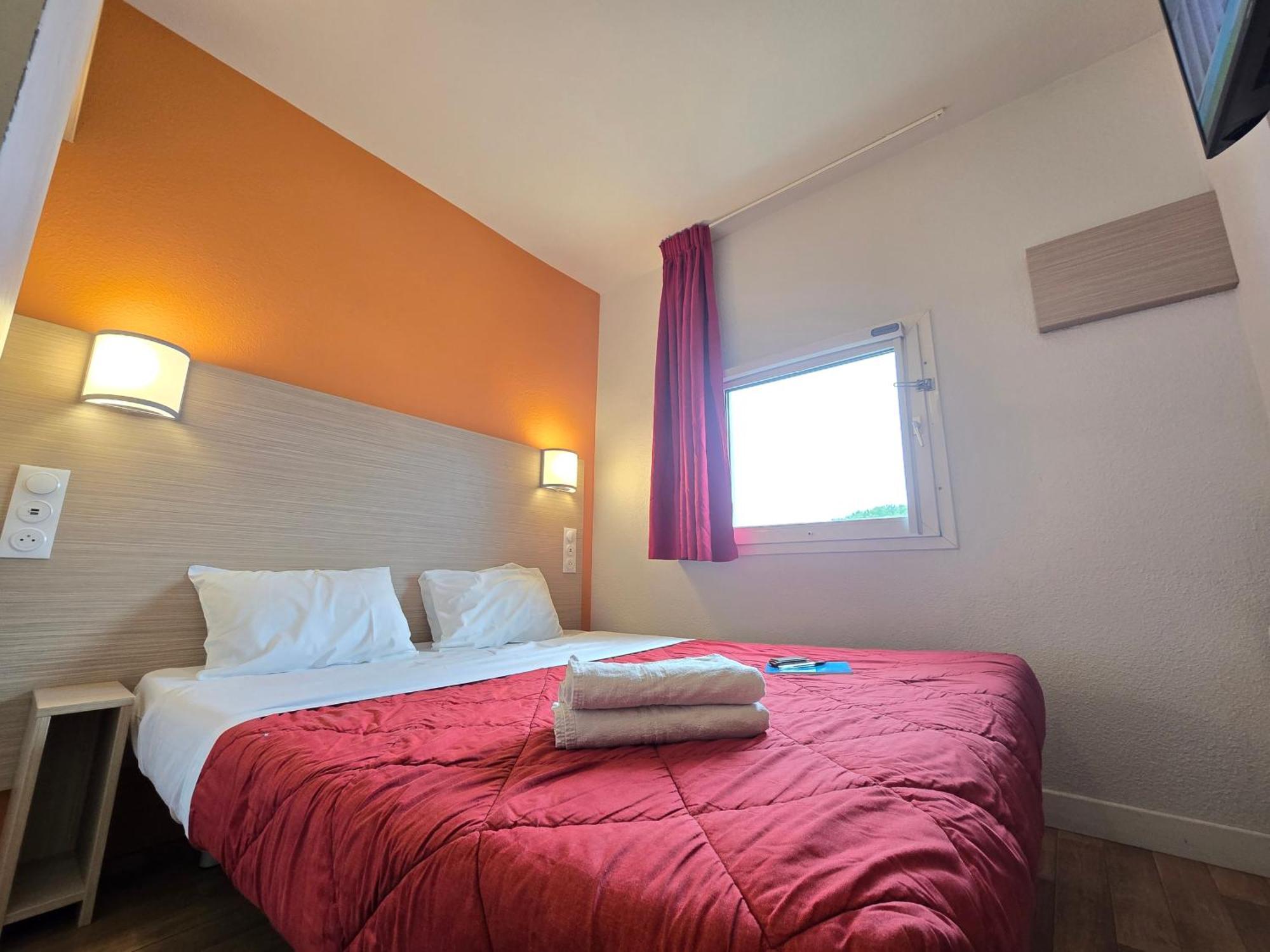 Premiere Classe Troyes Sud - Parc St Thibault 부셰레 외부 사진