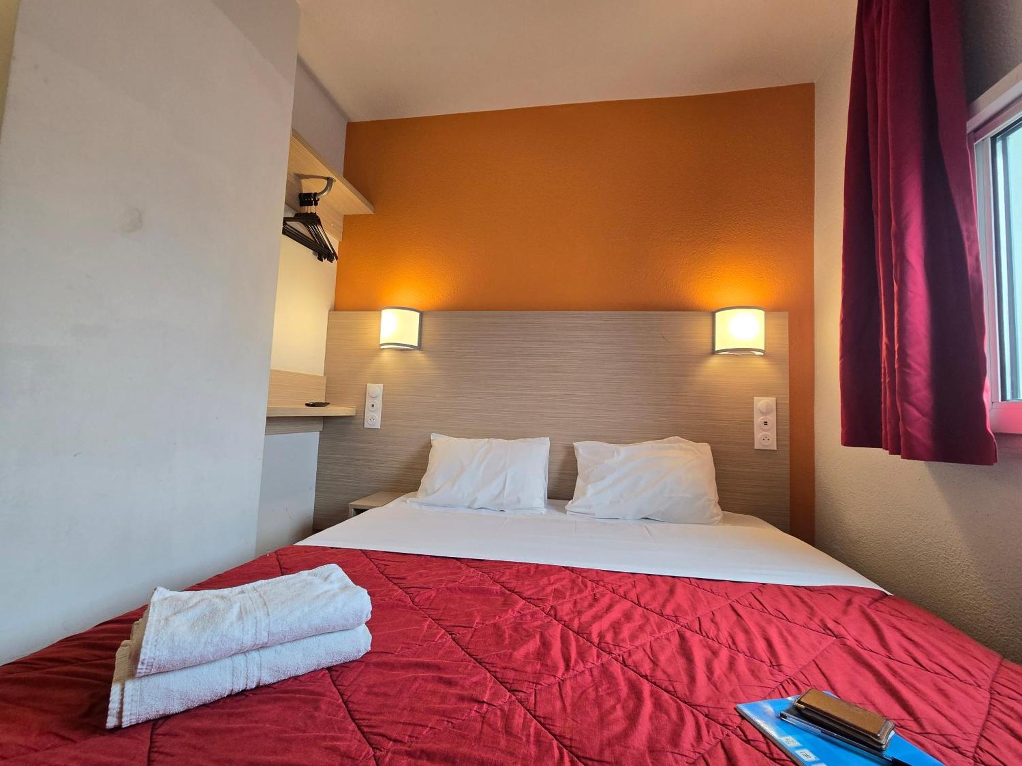 Premiere Classe Troyes Sud - Parc St Thibault 부셰레 외부 사진